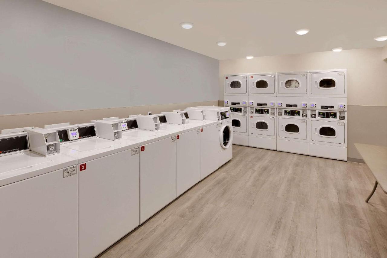 Woodspring Suites Bakersfield East 외부 사진