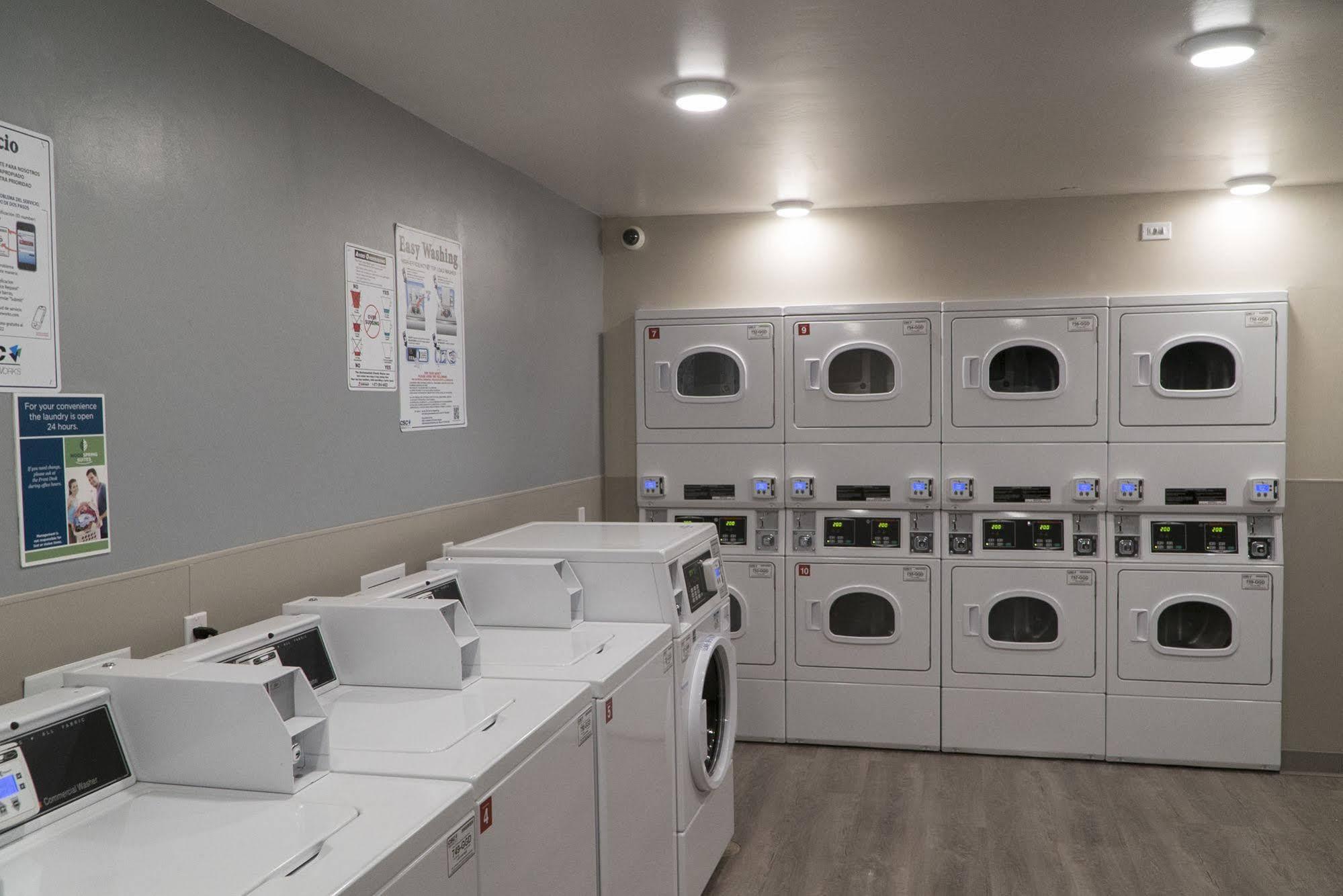 Woodspring Suites Bakersfield East 외부 사진
