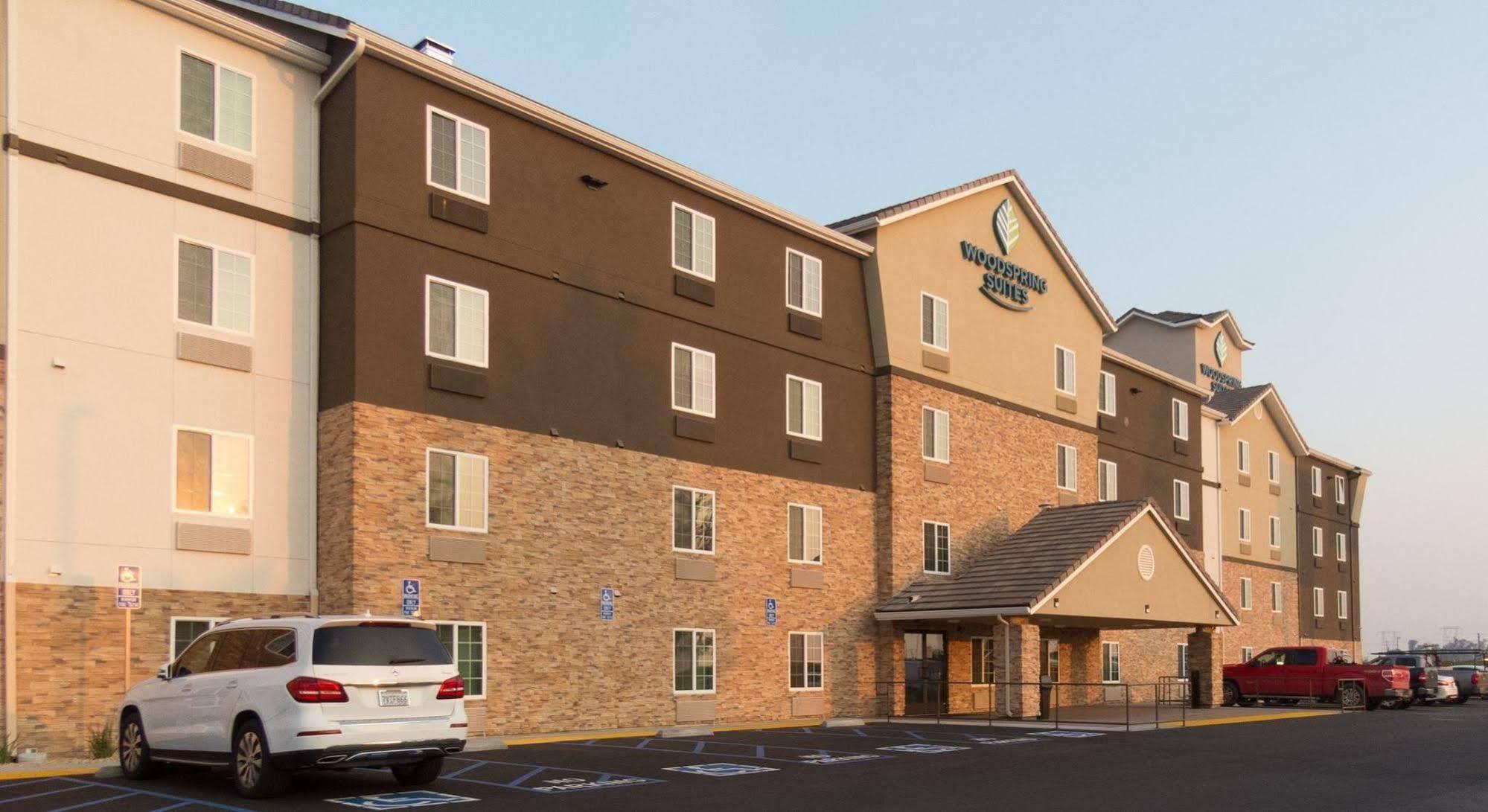 Woodspring Suites Bakersfield East 외부 사진