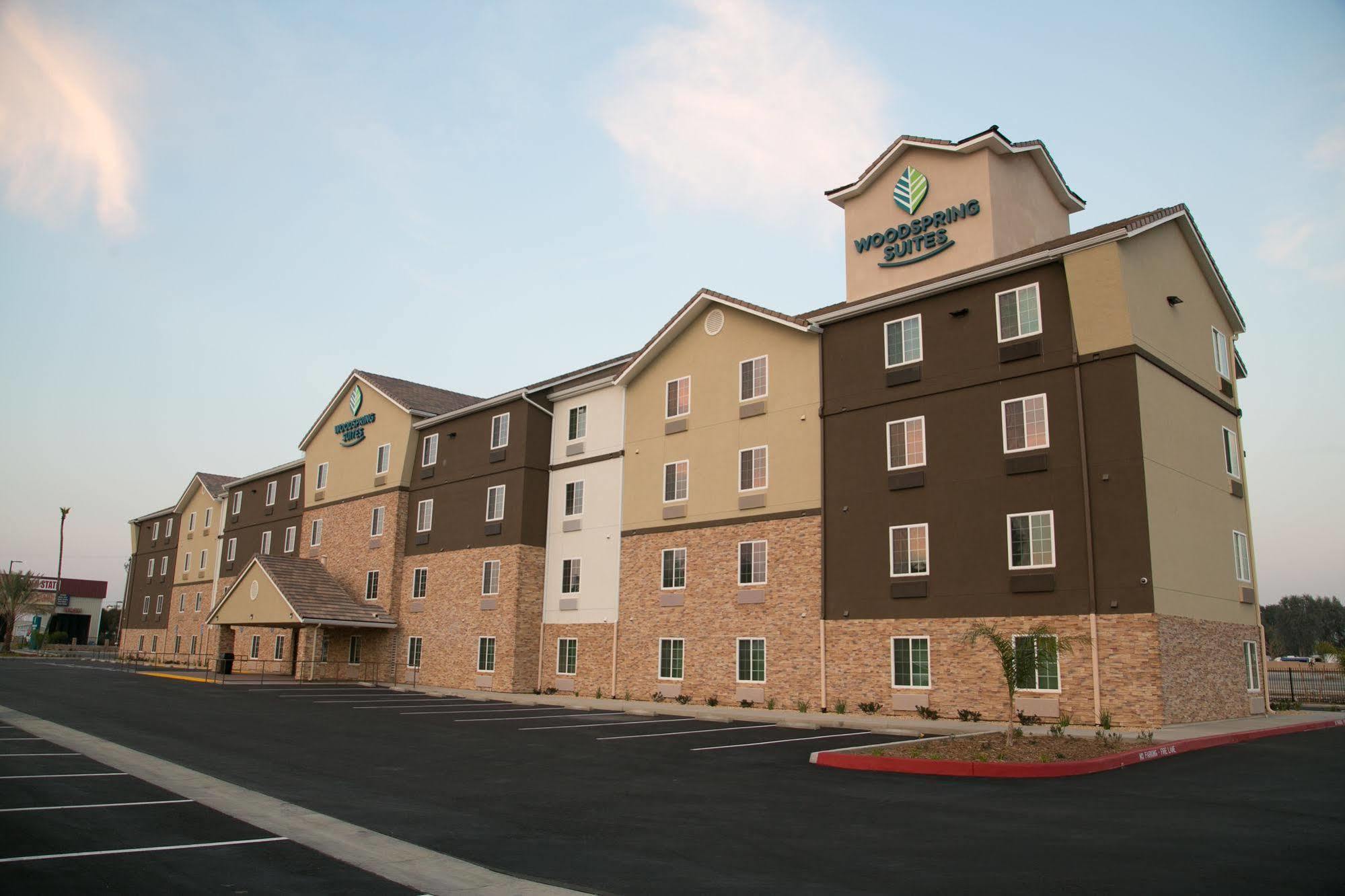 Woodspring Suites Bakersfield East 외부 사진